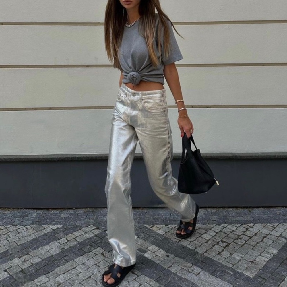 Zara silver metallic wide leg jeans - Picture 1 of 16
